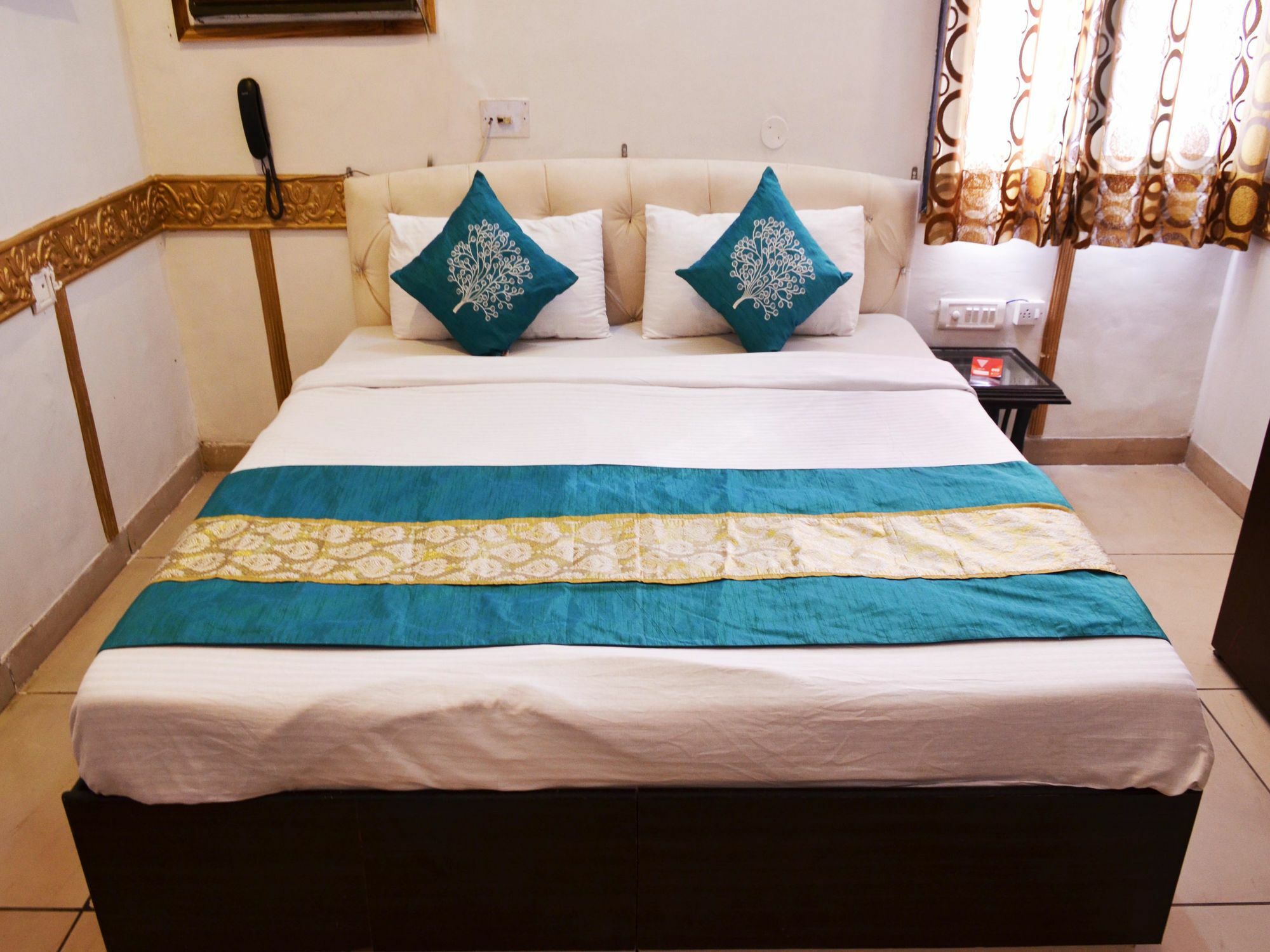 Hotel Oyo 5884 Amante à Chandīgarh Extérieur photo