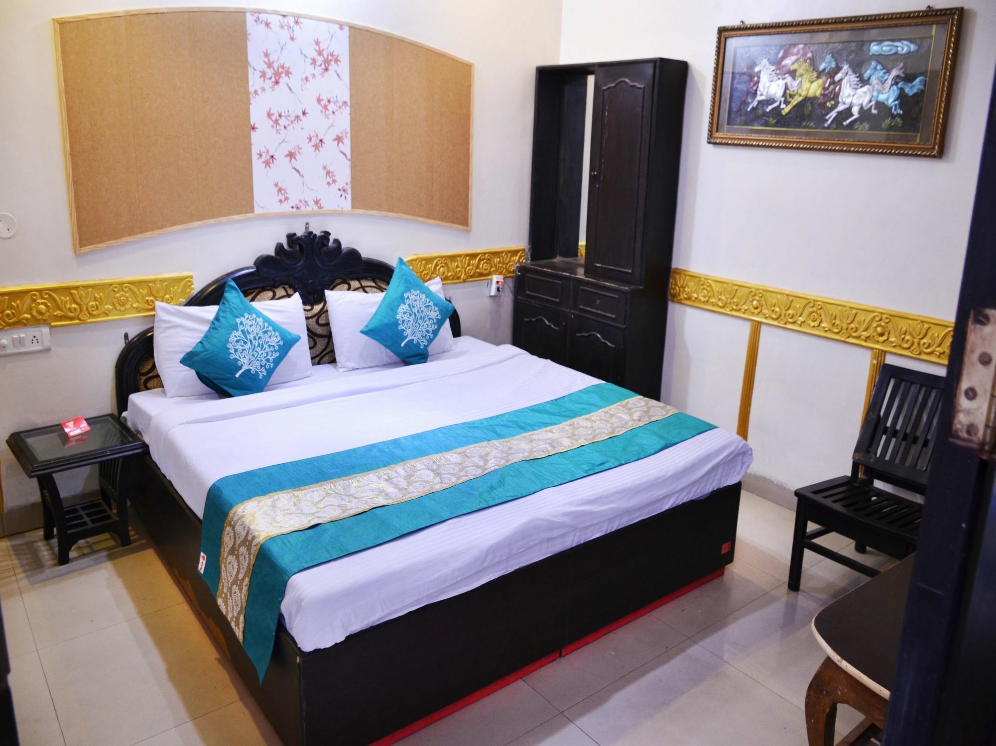Hotel Oyo 5884 Amante à Chandīgarh Extérieur photo